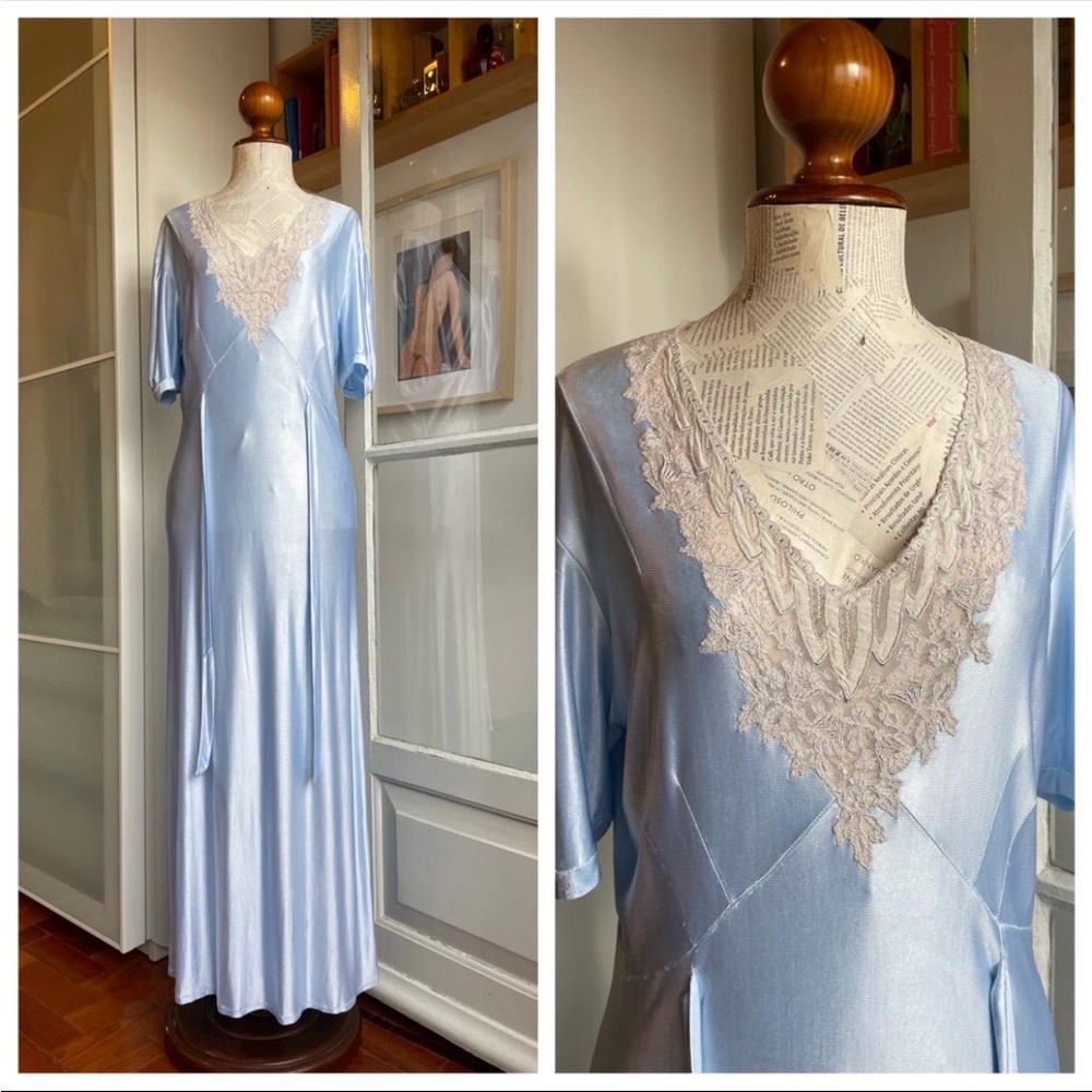 Elegant Lace-Trim Satin Nightgown in Light Blue